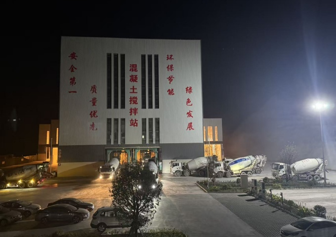 高效保供顯擔(dān)當(dāng)！耀發(fā)公司圓滿完成天齊綠色低碳產(chǎn)業(yè)園項目混凝土供應(yīng)任務(wù)